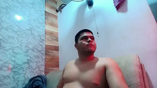 naomi campbel  online show from 02-15-26, 02:03