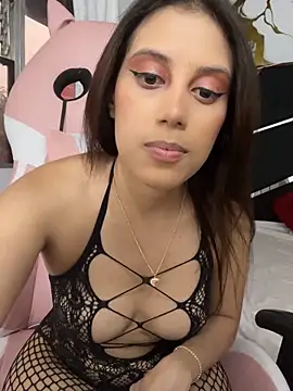 Snapshot of Harley_J_ chatting on 09-15-25, 12:38 Harley J online show from 09-15-25, 12:38