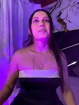 Snapshot of Harley_J_ chatting on 09-28-25, 12:32 Harley J online show from 09-28-25, 12:32