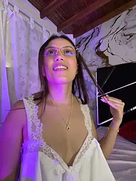 Snapshot of Harley_J_ chatting on 09-30-25, 02:55 Harley J online show from 09-30-25, 02:55