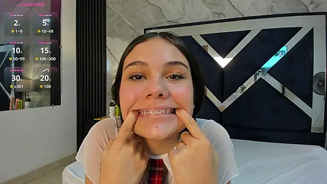 Snapshot of Megan_Sweetas chatting on 11-13-25, 08:08 Megan Sweetas online show from 11-13-25, 08:08