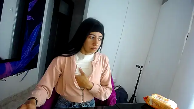 Madow Lu online show from 10-17-25, 09:34