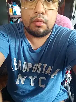 Snapshot of Hotknight chatting on 10-06-25, 09:45 Hotknight online show from 10-06-25, 09:45