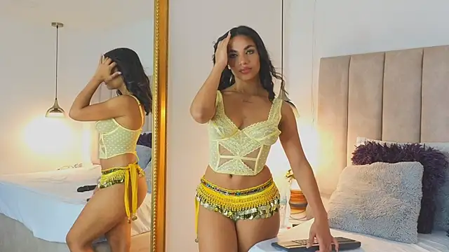 arianaa miller  online show from 09-22-25, 07:49