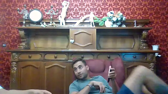 Snapshot of Torissimo92 chatting on 09-16-25, 08:21 Torissimo92 online show from 09-16-25, 08:21