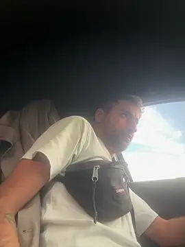 Snapshot of Torissimo92 chatting on 09-23-25, 07:55 Torissimo92 online show from 09-23-25, 07:55