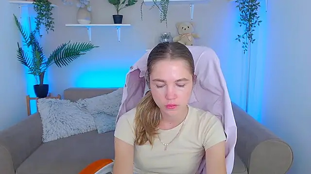 Snapshot of Spicy_Lexi chatting on 09-17-25, 06:26 Spicy Lexi online show from 09-17-25, 06:26