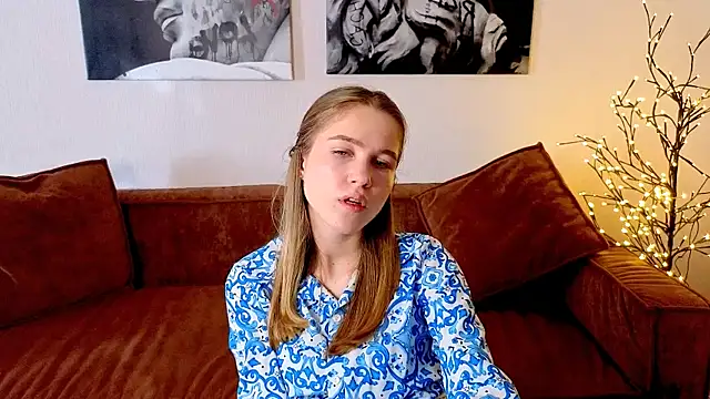 Snapshot of Spicy_Lexi chatting on 07-17-26, 01:18 Spicy Lexi online show from 07-17-26, 01:18
