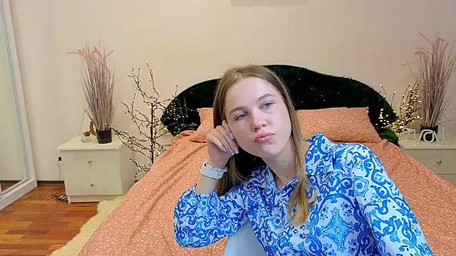 Snapshot of Spicy_Lexi chatting on 07-25-26, 07:06 Spicy Lexi online show from 07-25-26, 07:06