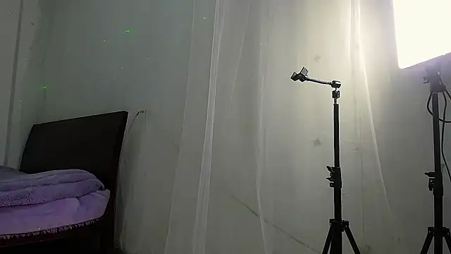 Snapshot of SebastianHilton chatting on 07-11-26, 04:10 SebastianHilton online show from 07-11-26, 04:10