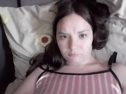 KatrinxCute online show from 09-17-25, 06:15