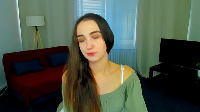 Snapshot of EllaSteele chatting on 09-30-25, 01:38 EllaSteele online show from 09-30-25, 01:38