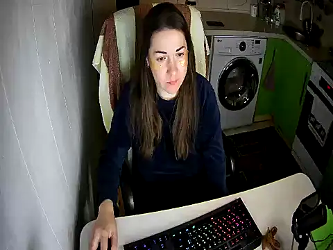 Snapshot of Adda1205 chatting on 04-11-26, 11:09 Adda1205 online show from 04-11-26, 11:09