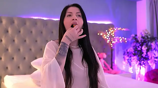 SofiBabe online show from 03-31-26, 05:30