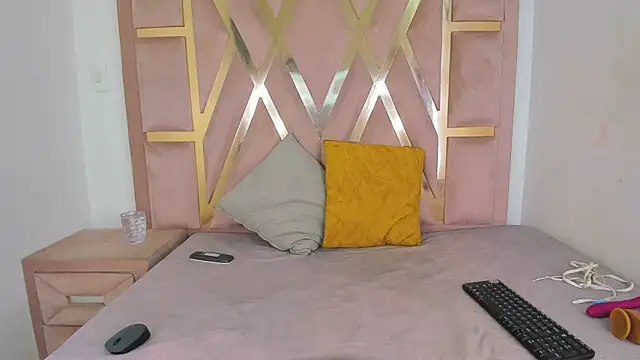 Snapshot of dannyasm chatting on 11-05-25, 12:49 dannyasm online show from 11-05-25, 12:49