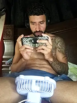 Alexsexygamer online show from 12-04-25, 04:33