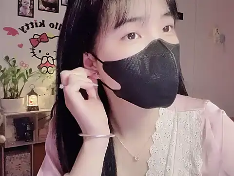 keelinnn19 online show from 12-21-25, 06:48