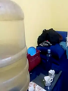 Snapshot of Suhana_Darling chatting on 11-12-25, 08:30 Suhana Darling online show from 11-12-25, 08:30