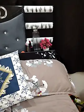 Suhana Darling online show from 02-15-26, 07:51