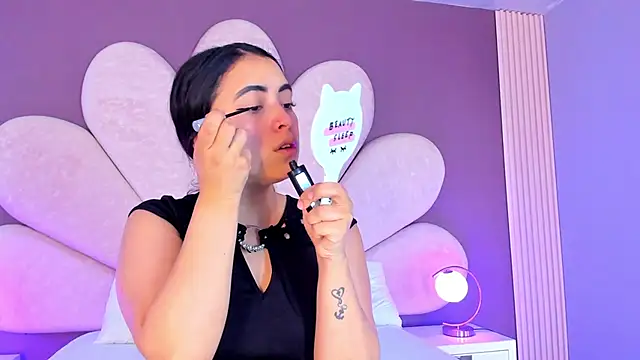 NickandAbby  online show from 04-05-26, 11:40