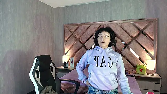 Babyyrasta666 online show from 12-17-25, 03:34