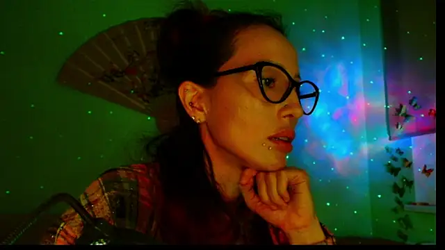 Snapshot of KiotoShine chatting on 09-27-25, 10:26 KiotoShine online show from 09-27-25, 10:26