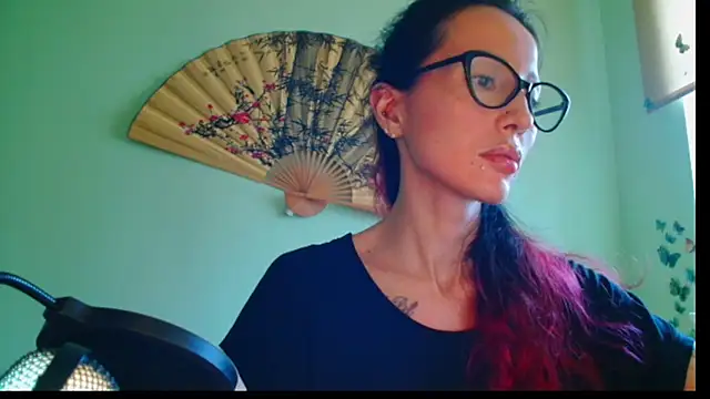 Snapshot of KiotoShine chatting on 11-12-25, 12:16 KiotoShine online show from 11-12-25, 12:16