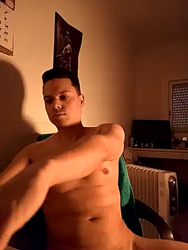 Snapshot of rayolexxx chatting on 12-05-25, 02:03 rayolexxx online show from 12-05-25, 02:03