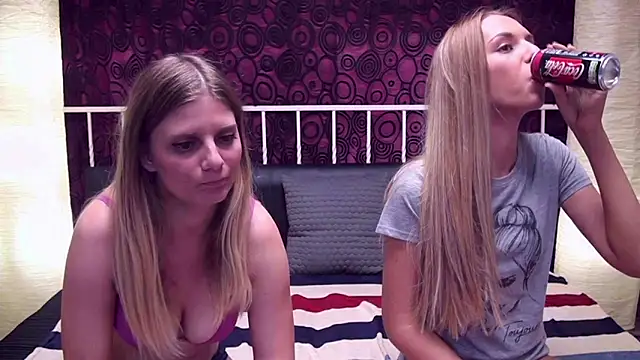 BlondeWitches online show from 11-22-25, 12:42