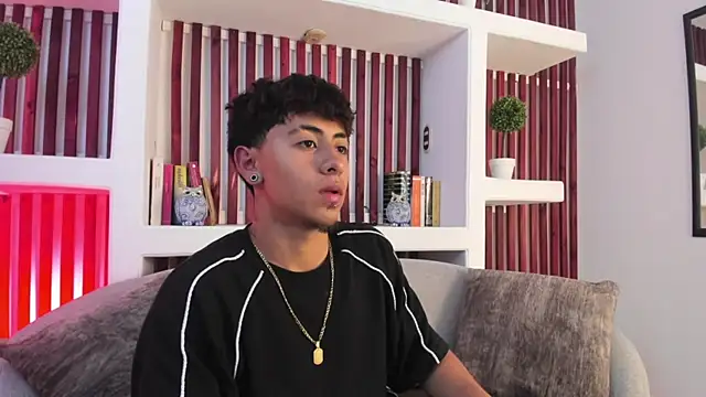 Snapshot of Troy_dalton chatting on 09-12-25, 11:48 Troy dalton online show from 09-12-25, 11:48