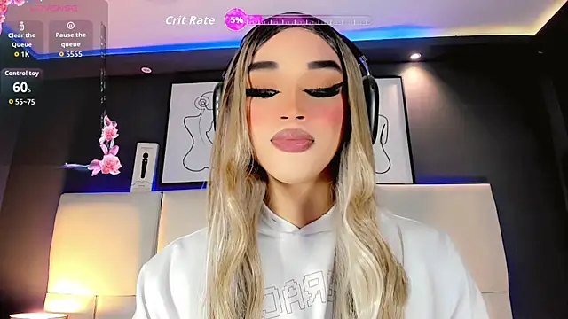 Snapshot of Valeriasmiithh chatting on 09-14-25, 08:19 Valeriasmiithh online show from 09-14-25, 08:19