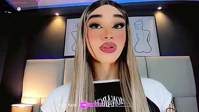 Snapshot of Valeriasmiithh chatting on 11-14-25, 09:02 Valeriasmiithh online show from 11-14-25, 09:02