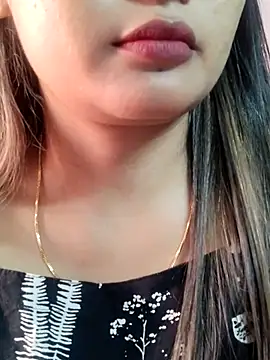 Snapshot of DPK25 chatting on 05-05-26, 10:23 DPK25 online show from 05-05-26, 10:23