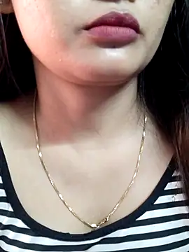 Snapshot of DPK25 chatting on 05-22-26, 10:43 DPK25 online show from 05-22-26, 10:43