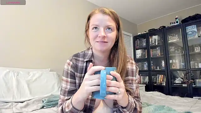 Snapshot of LndsyR90 chatting on 11-22-25, 03:16 LndsyR90 online show from 11-22-25, 03:16