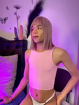 Katy bratz  online show from 12-23-25, 03:59