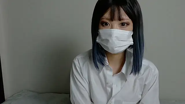 sarina at online show from 09-17-25, 04:25