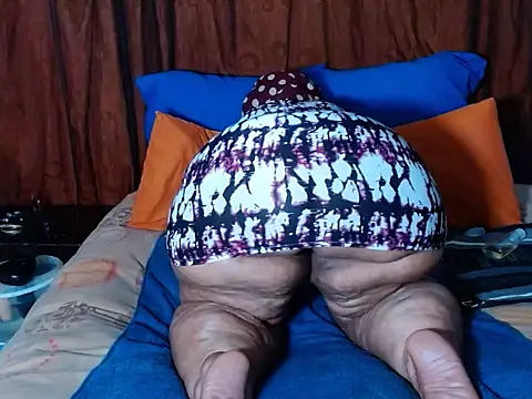 BOUNCINGASSX online show from 02-18-26, 02:18