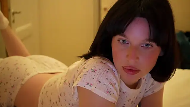 ellaa91 online show from 03-16-26, 06:45