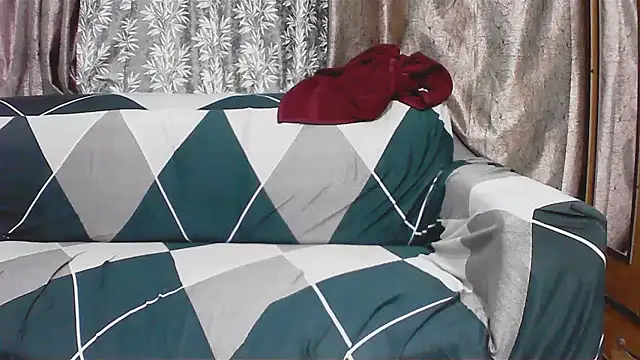 horny  couple  online show from 01-12-26, 08:47