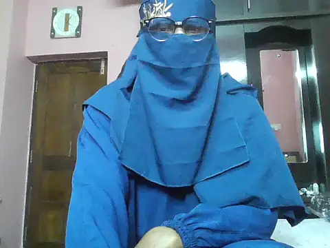 Snapshot of nasrin_katoon_7 chatting on 09-16-25, 09:54 nasrin katoon 7 online show from 09-16-25, 09:54