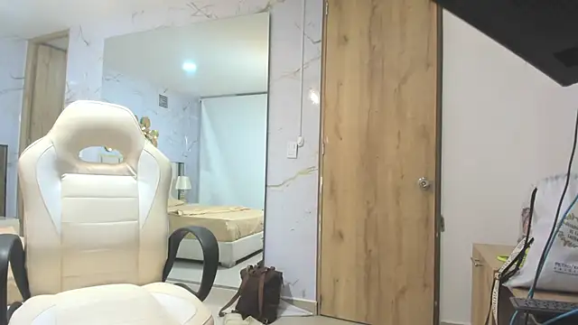 Snapshot of BabyAngel18_ chatting on 09-29-25, 10:31 BabyAngel18 online show from 09-29-25, 10:31