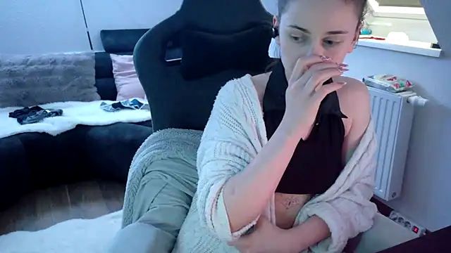 Melly4You online show from 05-19-26, 05:19