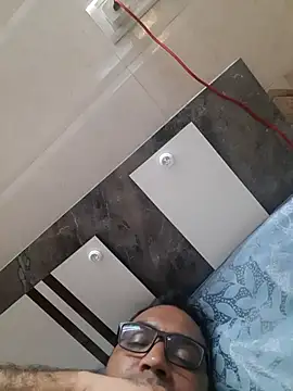 Hot-boy077 online show from 01-11-26, 06:46