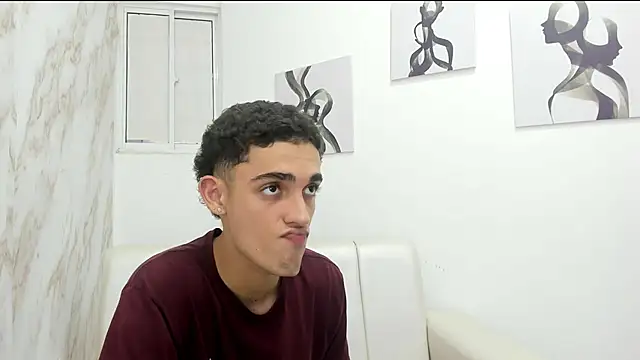 Snapshot of nathan_shimmer chatting on 09-17-25, 08:43 nathan shimmer online show from 09-17-25, 08:43