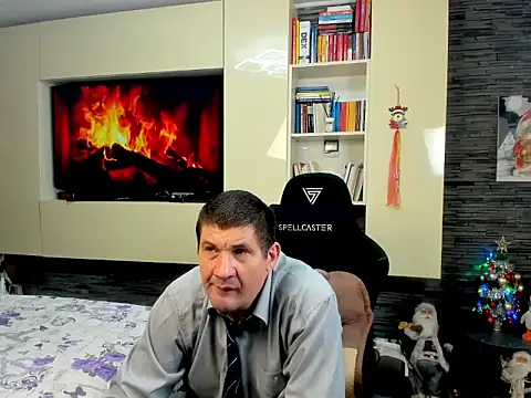 SpartacusDaddy48 online show from 02-14-26, 05:43