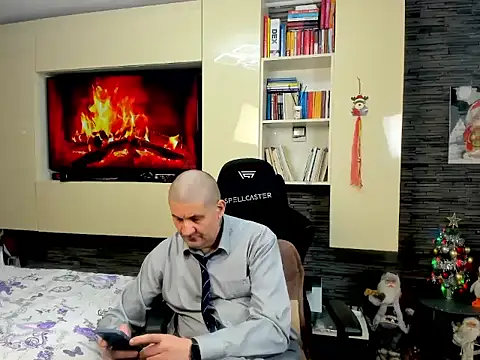 SpartacusDaddy48 online show from 02-16-26, 04:14