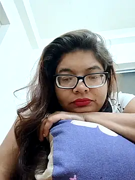 Elie couple143 online show from 12-16-25, 08:36