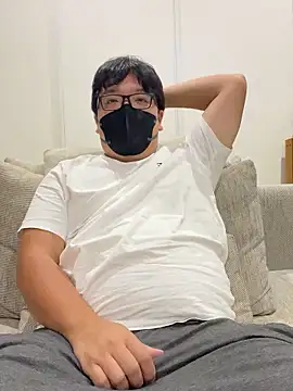 Snapshot of I_SHO0106 chatting on 10-01-25, 09:37 I SHO0106 online show from 10-01-25, 09:37