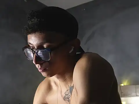 Vbenz28 online show from 02-07-26, 01:15